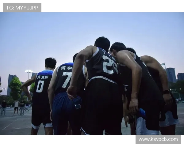 篮球魅力无穷:从技巧到精神的全方位探索与深度剖析 篮球魅力无穷:从技巧到精神的全方位探索与深度剖析