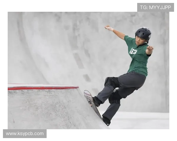 重庆滑板队与深圳滑板队赛后复盘探讨灵活性与战术运用的深度分析 重庆滑板队与深圳滑板队赛后复盘探讨灵活性与战术运用的深度分析